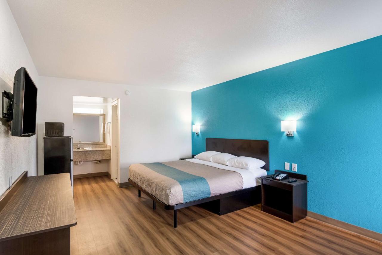 6-lexington, Ky - Airport Hotel 2*